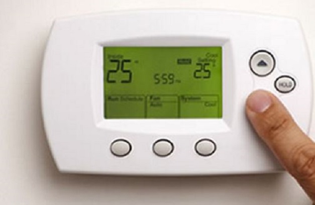 La climatización de la vivienda puede ir desde el cambio de persianas hasta la instalación de sofisticados sistemas de domótica.